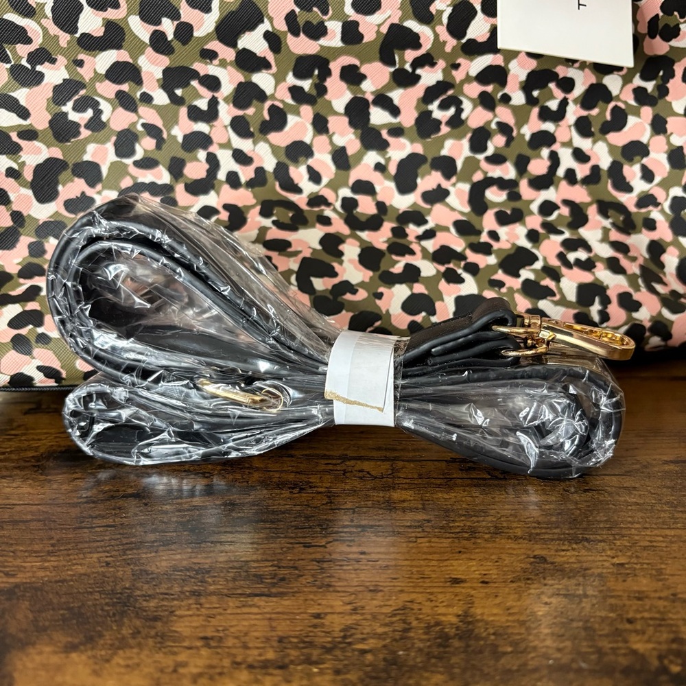 Trina Turk | Leopard Crossbody Tote, Pink Leopard NWT - Picture 10 of 15
